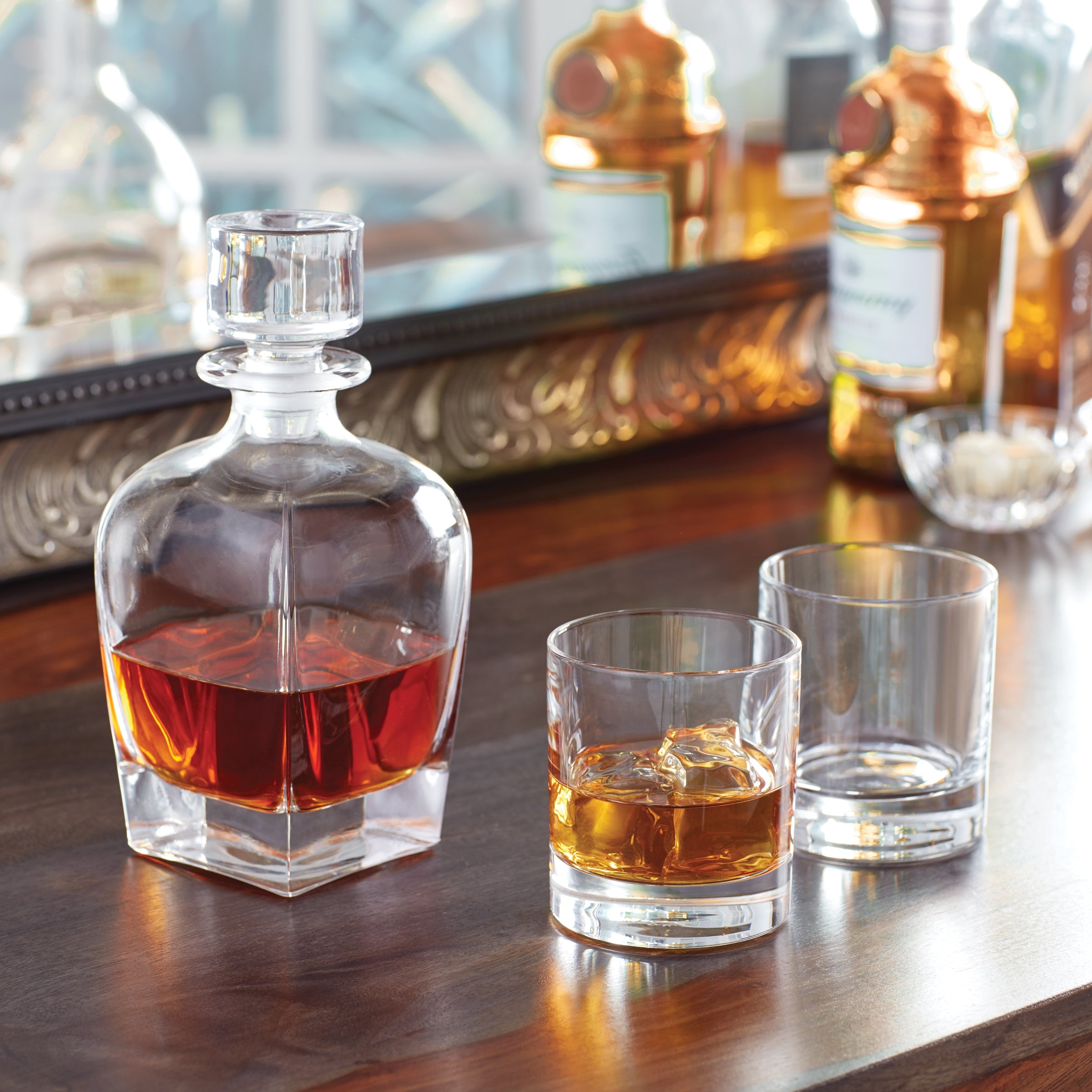 European Glass Whiskey Decanter Set, 3-Piece - Image 4