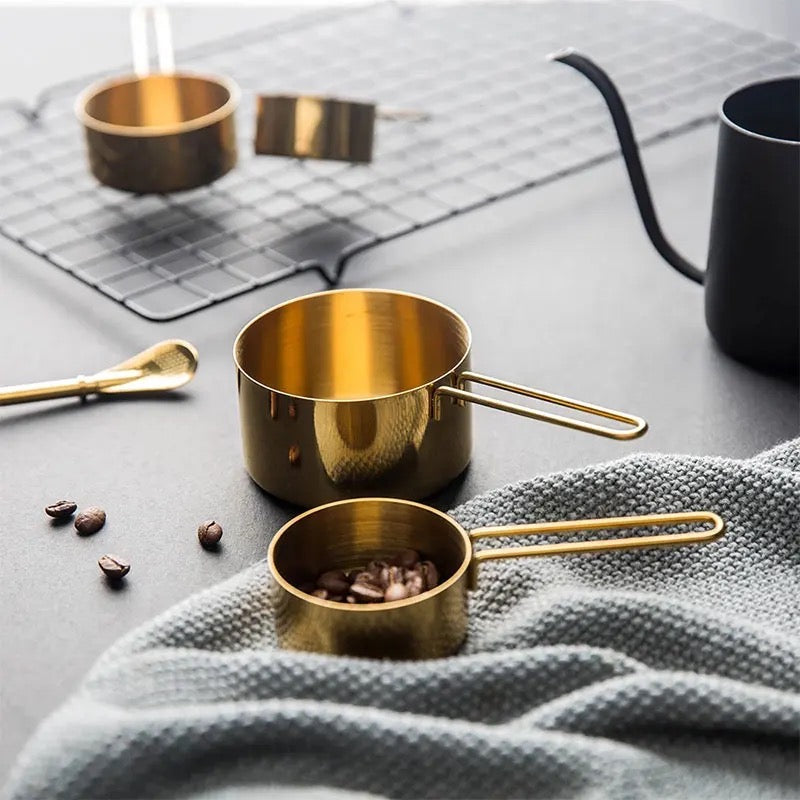 Gold Kitchen Accessories - Set of 4 Measuring Cups - Image 6